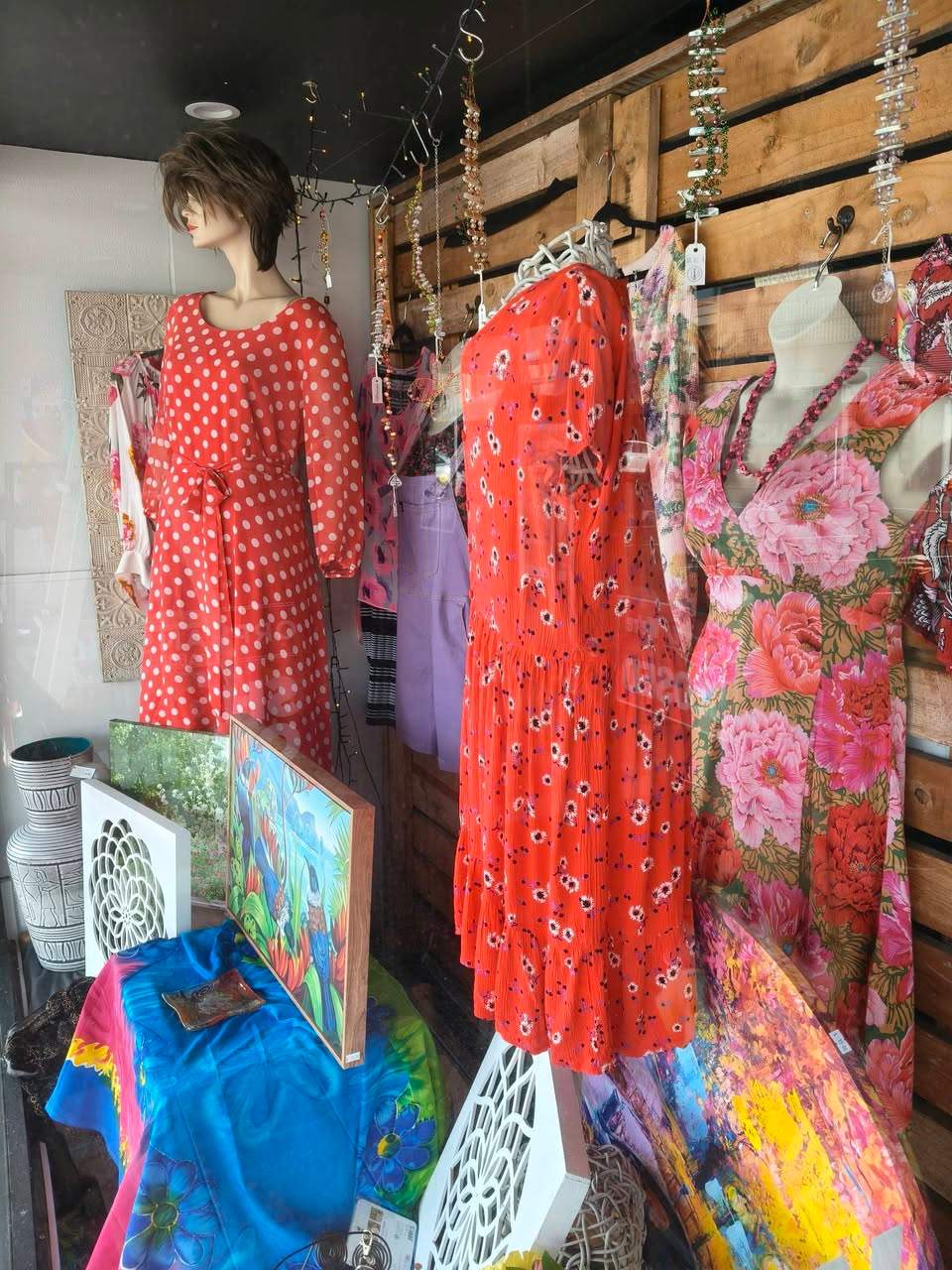 It's a riot of colour in our windows this week and we've got some colourful goodies coming through for a blast of spring cheer on a drizzly day. Grey days are great for op-shopping and we've had some fantastic donations through and ready to go out in store!
If you're having a spring clean, clear out, tidy up or downsize, we'd love your good quality unwanted goods - especially children's books for the holidays, bags, belts, jewellery, clothing and bric-a-brac (the list goes on!) and we are incredibly grateful to all our wonderful donors)
We'd love to see you soon