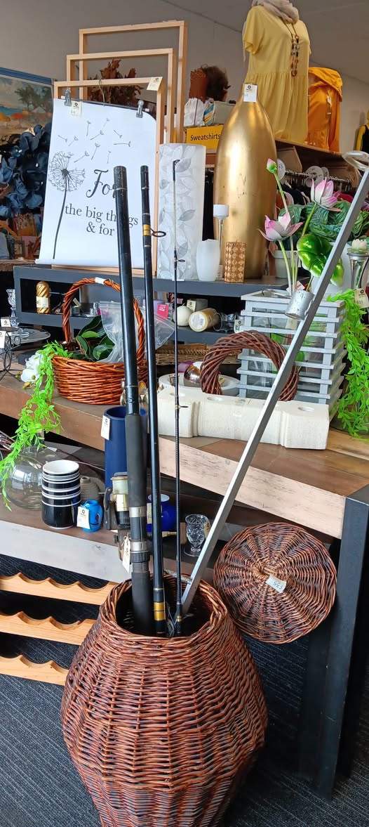 Spring is here even if the weather isn't!  Come in and see our newly stocked St John Store Rolleston!
Open 7 days! Sales stay local
#secondhandshopping #HatoHoneStJohnn