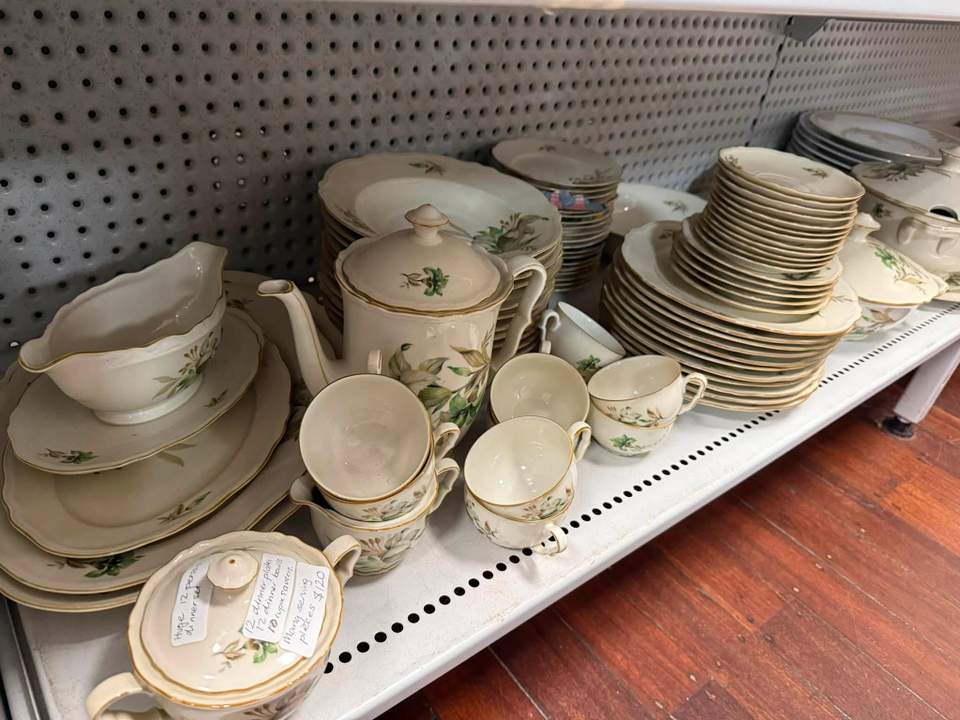 Just a few of the amazing donations that are available and ready for you to enjoy today! Open 11-3, Fri/Sat/Sun Supporting community groups and 100% volunteer run!