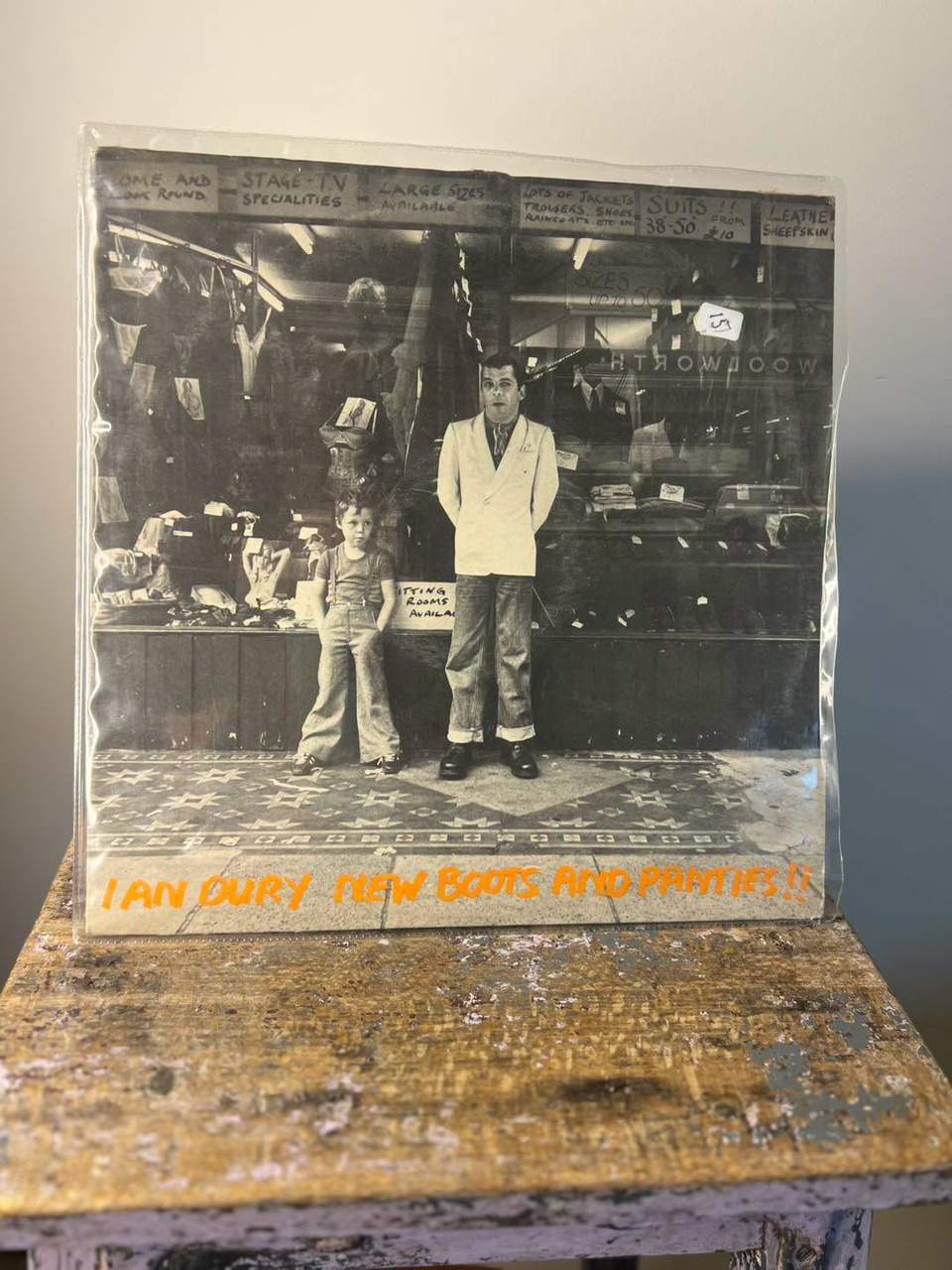 🔥 FATHER'S DAY WEEKEND RECORD SALE — TOMORROW! 🔥 The wait is over. Tomorrow from 9AM, over 300+ records hit the floor at Salamander Bay Recycling. 💿 Rare finds 🎸 Vintage classics 🎤 Iconic artists 🎶 Hidden gems Every record individually priced. No pre-sales. No holds. No sneak-ins. This is strictly first in, best dressed. Whether you're a serious collector or just love the thrill of crate digging, make sure you're through the doors when they open. 📅 Tomorrow ⏰ 9:00AM 📍 Salamander Bay Recycling Get ready to dig. The gems won't last long. When they're gone, they're gone. 🎶🔥
