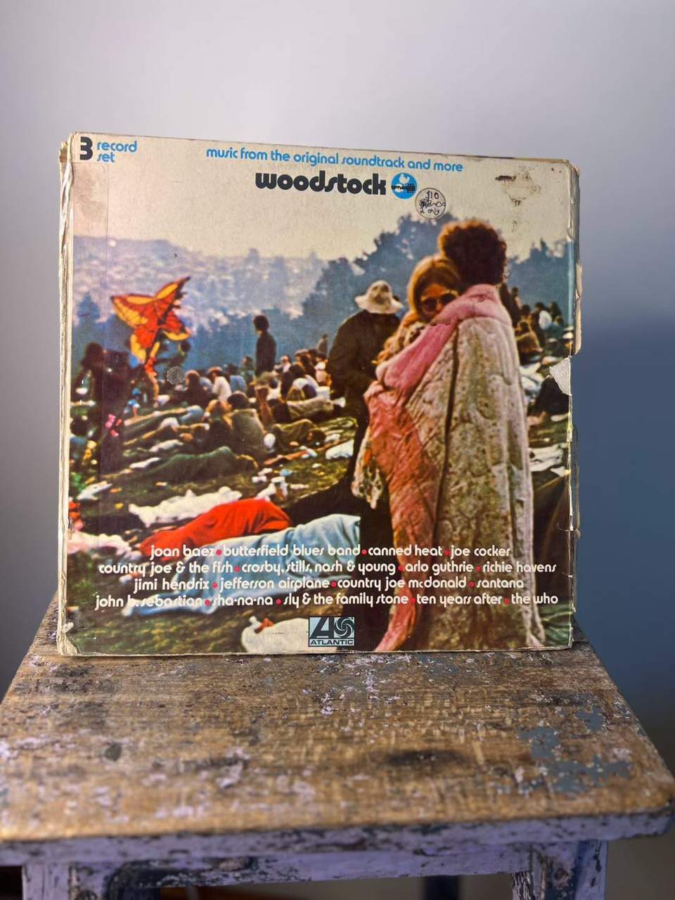 🔥 FATHER'S DAY WEEKEND RECORD SALE — TOMORROW! 🔥 The wait is over. Tomorrow from 9AM, over 300+ records hit the floor at Salamander Bay Recycling. 💿 Rare finds 🎸 Vintage classics 🎤 Iconic artists 🎶 Hidden gems Every record individually priced. No pre-sales. No holds. No sneak-ins. This is strictly first in, best dressed. Whether you're a serious collector or just love the thrill of crate digging, make sure you're through the doors when they open. 📅 Tomorrow ⏰ 9:00AM 📍 Salamander Bay Recycling Get ready to dig. The gems won't last long. When they're gone, they're gone. 🎶🔥