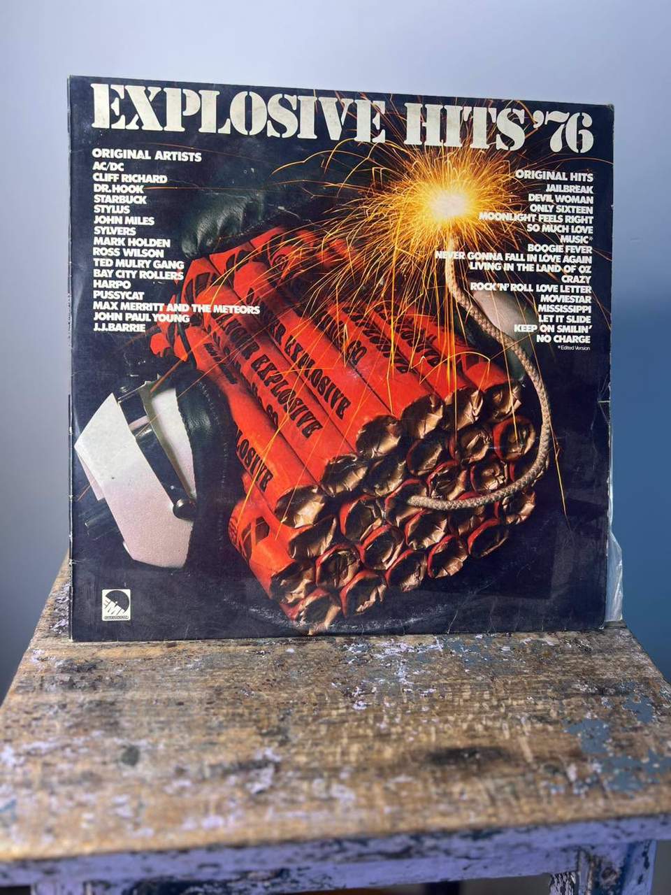 🔥 FATHER'S DAY WEEKEND RECORD SALE — TOMORROW! 🔥 The wait is over. Tomorrow from 9AM, over 300+ records hit the floor at Salamander Bay Recycling. 💿 Rare finds 🎸 Vintage classics 🎤 Iconic artists 🎶 Hidden gems Every record individually priced. No pre-sales. No holds. No sneak-ins. This is strictly first in, best dressed. Whether you're a serious collector or just love the thrill of crate digging, make sure you're through the doors when they open. 📅 Tomorrow ⏰ 9:00AM 📍 Salamander Bay Recycling Get ready to dig. The gems won't last long. When they're gone, they're gone. 🎶🔥