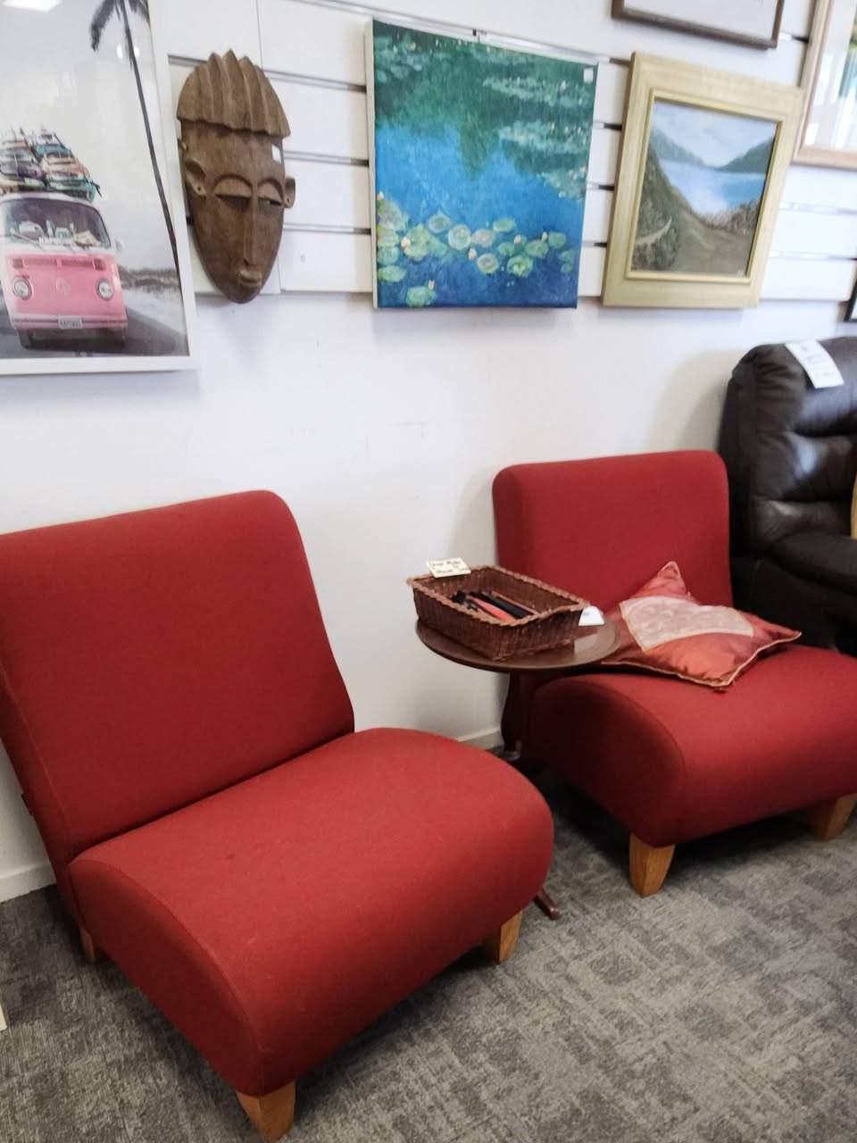 FRIDAY FURNITURE RESET!
The furniture floor has had a fresh reset, with plenty of new and interesting pieces to check out!
 Bookcases
 Couches
 Beds
 Dining tables
 Blanket boxes
 Entertainment stands
 Some whiteware sprinkled in too — including fridges & washing machines!
Come in and have a look — you never know what treasure might be waiting for you!
Vinnies Onehunga — restoring hope and dignity, one find at a time.
𝗦𝗵𝗼𝗽 𝗼𝗳𝘁𝗲𝗻, 𝗙𝗶𝗻𝗱 𝗺𝗼𝗿𝗲!
𝙁𝙤𝙧 𝙛𝙪𝙧𝙩𝙝𝙚𝙧 𝙞𝙣𝙛𝙤𝙧𝙢𝙖𝙩𝙞𝙤𝙣  𝙖𝙣𝙙 𝙖𝙫𝙖𝙞𝙡𝙖𝙗𝙞𝙡𝙞𝙩𝙮 𝙤𝙛 𝙞𝙩𝙚𝙢𝙨 𝙨𝙝𝙤𝙬𝙣
096342697
𝙊𝙧 𝙘𝙤𝙢𝙚 𝙖𝙣𝙙 𝙫𝙞𝙨𝙞𝙩 𝙪𝙨 𝙖𝙩
345 𝙊𝙣𝙚𝙝𝙪𝙣𝙜𝙖