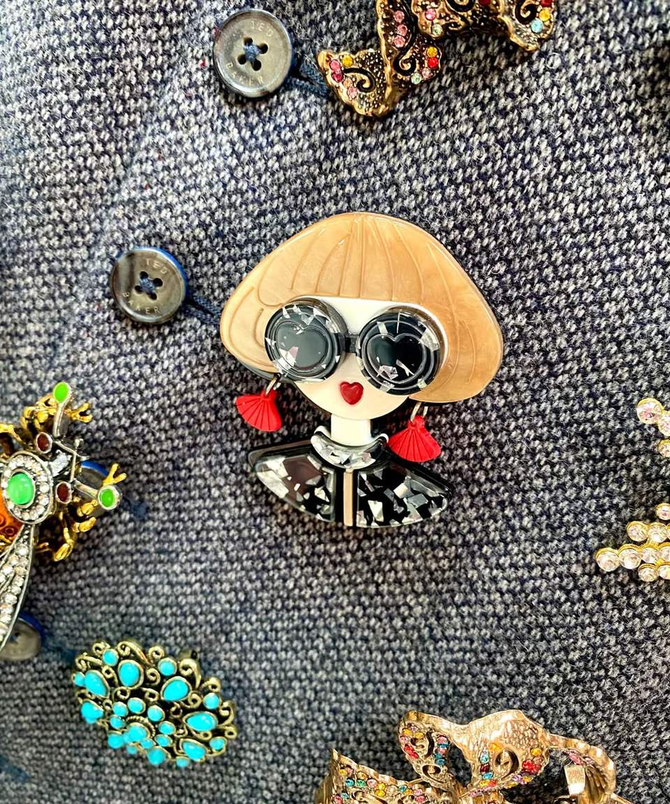 The Repurposed Janny is here with her designer wardrobe. Kate has gathered and sourced from Australia and New Zealand to bring together a selection for all occasions and budgets.