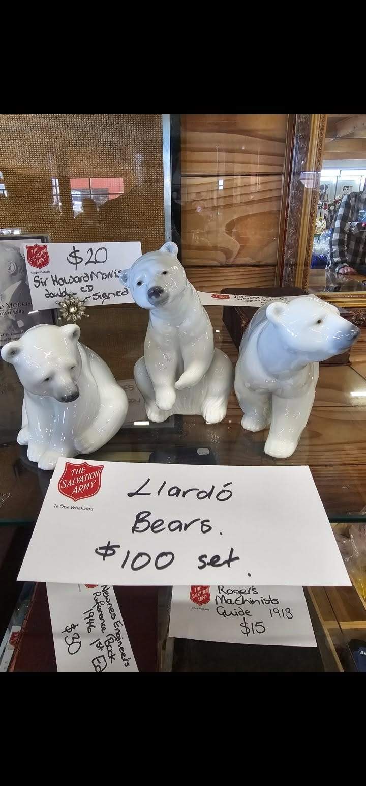 Set of 3 - Lladro Figurines