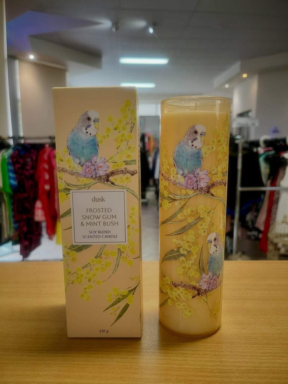 Pretty things
#dusk #maygibbs #opshop #opshopper #goldcoastshopping