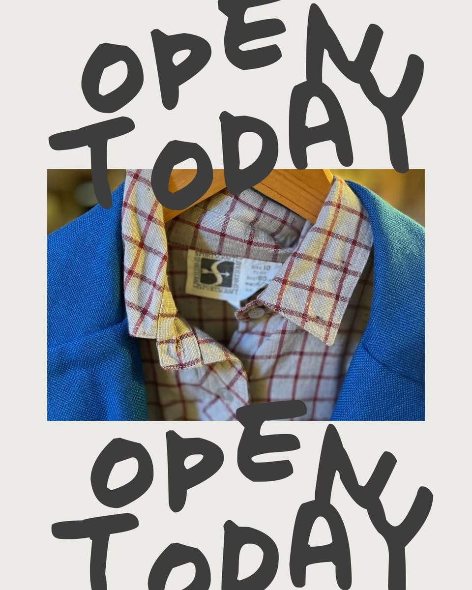 It’s the L A S T week before the school holidays, so come on over and grab up a thrifted bargain this week!
 REMINDER that we have a little pop up happening on Saturday, too! Elisha and Beth Hoy will be here

Tuesday-Friday :: 930am - 4pm
Saturday :: 930am - 1230pm
#onkaurnaland #opshopsofadelaide #opshopportunity #thrift