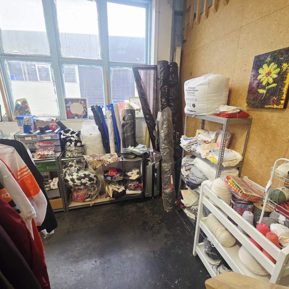🙌Feel like a treasure hunt this weekend🌟✨️🎀🧸 Pop into one of our fabulous op shops where every dollar spent helps us save a life🐾 46-50 High St South, Carterton 4 Railway Ave,Upper Hutt 262 Jackon St, Petone 162 Cuba St, Wellington 208 Main Highway, Otaki And, If you are having a spring clean, we would love your pre-loved items🫶 Our shelter has never been so busy helping animals in need. So shop, donate or volunteer....and help us save lives 🥰 #shopwithpurpose #everyanimalmatters #togetherwecansavelives #opshop #recycle