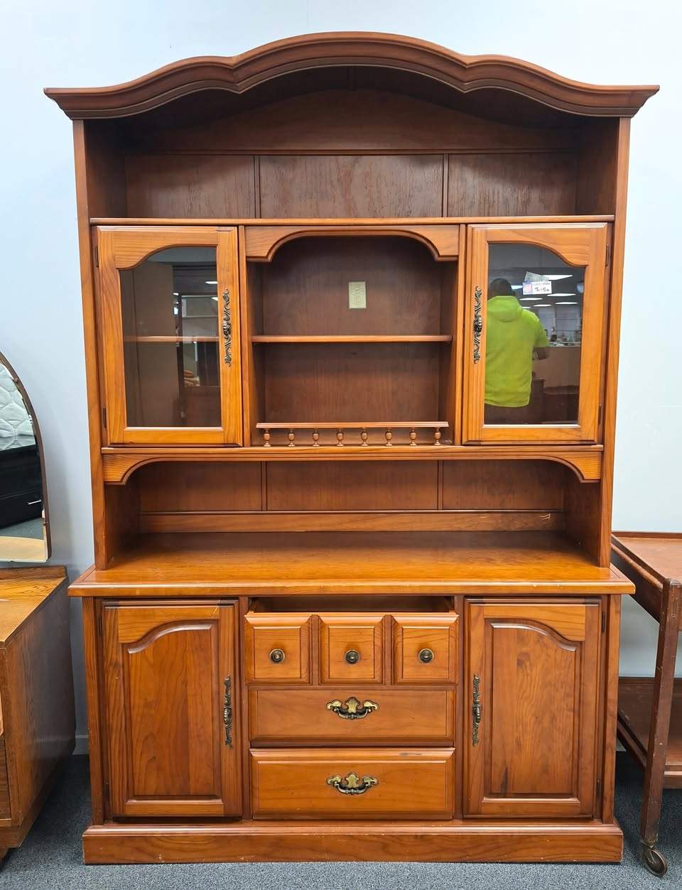 We have had so many incredible pieces come down to the floor over the past week and there is more to come!
Antique New Zealand pieces, retro items, rare books, pottery, furniture..make sure you keep checking in as items are processed and put out on the shop floor throughout the day.
𝘗𝘭𝘦𝘢𝘴𝘦 𝘯𝘰𝘵𝘦: 𝘈𝘭𝘭 𝘴𝘢𝘭𝘦𝘴 𝘢𝘳𝘦 𝘪𝘯𝘴𝘵𝘰𝘳𝘦 𝘰𝘯𝘭𝘺, 𝘯𝘰 𝘩𝘰𝘭𝘥𝘴, 𝘯𝘰 𝘱𝘢𝘺𝘮𝘦𝘯𝘵 𝘷𝘪𝘢 𝘱𝘩𝘰𝘯𝘦 𝘰𝘳 𝘪𝘯𝘵𝘦𝘳𝘯𝘦𝘵. 𝘗𝘭𝘦𝘢𝘴𝘦 𝘯𝘰𝘵𝘦 𝘪𝘵𝘦𝘮𝘴 𝘮𝘢𝘺 𝘩𝘢𝘷𝘦 𝘢𝘭𝘳𝘦𝘢𝘥𝘺 𝘴𝘰𝘭𝘥 𝘢𝘵 𝘵𝘩𝘦 𝘵𝘪𝘮𝘦 𝘰𝘧 𝘵𝘩𝘪𝘴 𝘣𝘦𝘪𝘯𝘨 𝘱𝘰𝘴𝘵𝘦𝘥. 𝘍𝘰𝘳 𝘶𝘳𝘨𝘦𝘯𝘵 𝘦𝘯𝘲𝘶𝘪𝘳𝘪𝘦𝘴 𝘱𝘭𝘦𝘢𝘴𝘦 𝘤𝘰𝘯𝘵𝘢𝘤𝘵 𝘰𝘶𝘳 𝘴𝘵𝘰𝘳𝘦 𝘷𝘪𝘢 (𝟢𝟫) 𝟦𝟥𝟪 𝟥𝟨𝟤𝟥 𝘢𝘴 𝘵𝘩𝘪𝘴 𝘱𝘢𝘨𝘦 𝘪𝘴 𝘯𝘰𝘵 𝘮𝘰𝘯𝘪𝘵𝘰𝘳𝘦𝘥 𝟤𝟦/𝟩.