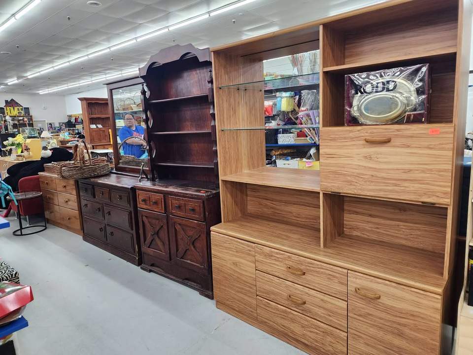 Good Evening Everyone.
We have new stock instore. Something for everyone instore. Open tomorrow from 10am - 4pm.
Also we have our fundraiser available from 12pm instore.
Hot yummy umu (Hangi) $20 each. Thank you.