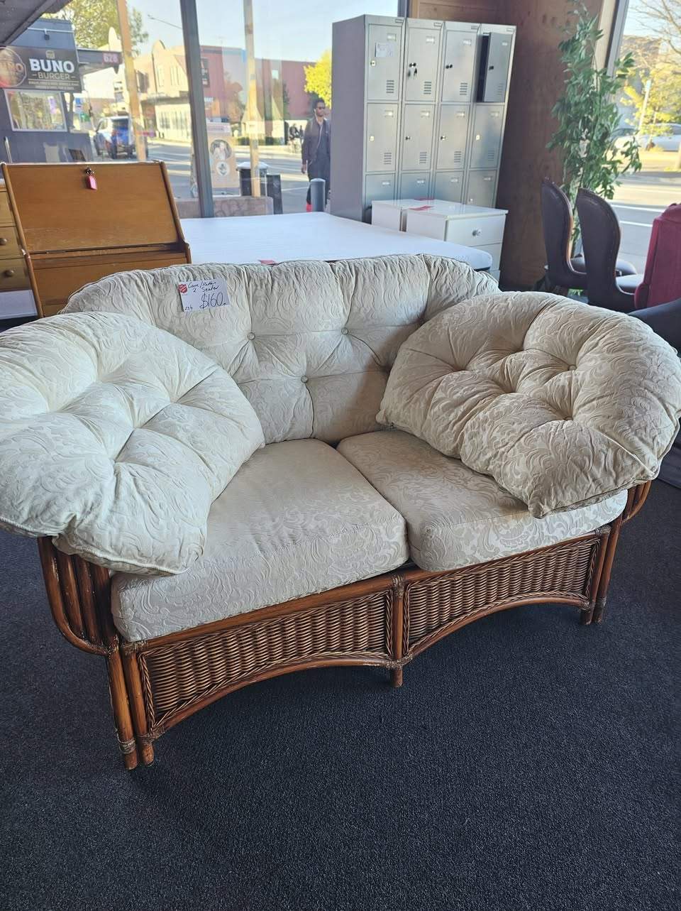 We have beautiful furniture in store
Have a browse
Share with a friend if they are on the search for an item
 Happy Thrifting
#furnituredeals      #woolston