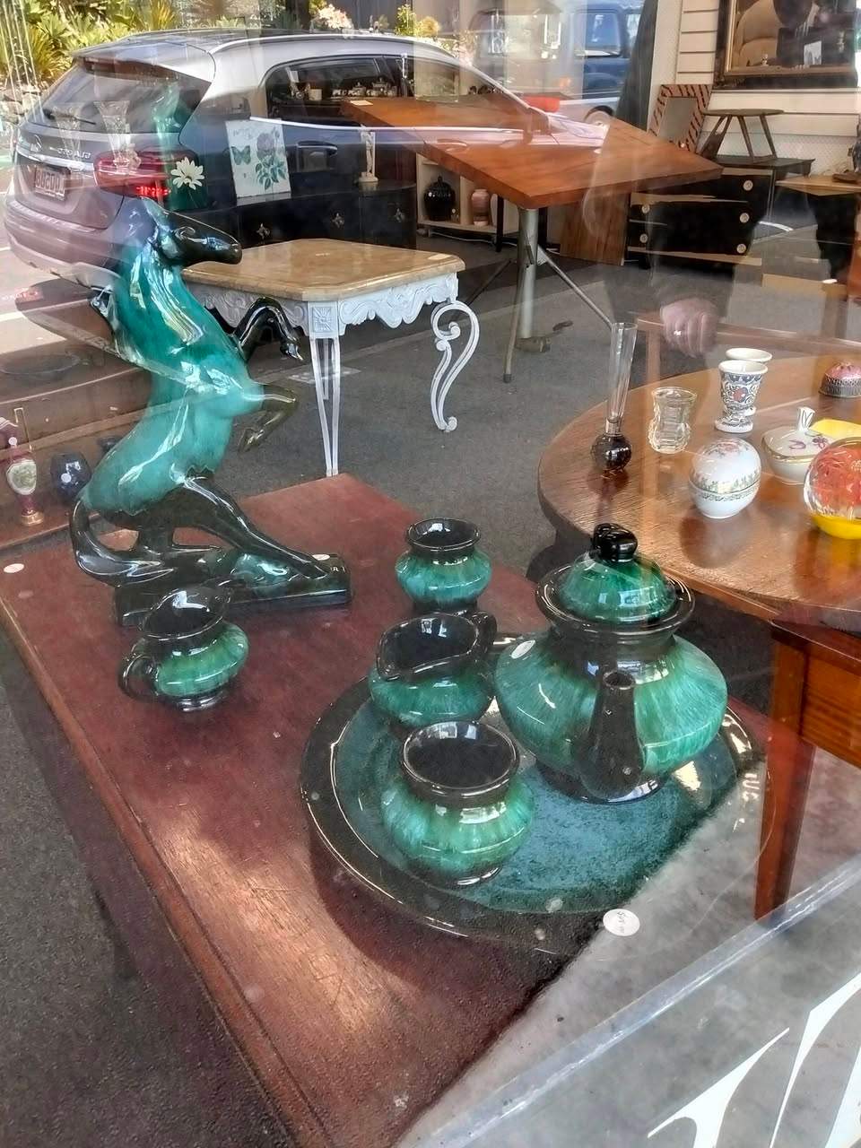 Save money. Buy cool stuff. 30% is a big discount.
Open 10am-2pm, or by appointment, every day except Monday at 2 Breakwater Road, Moturoa Shopping Centre.