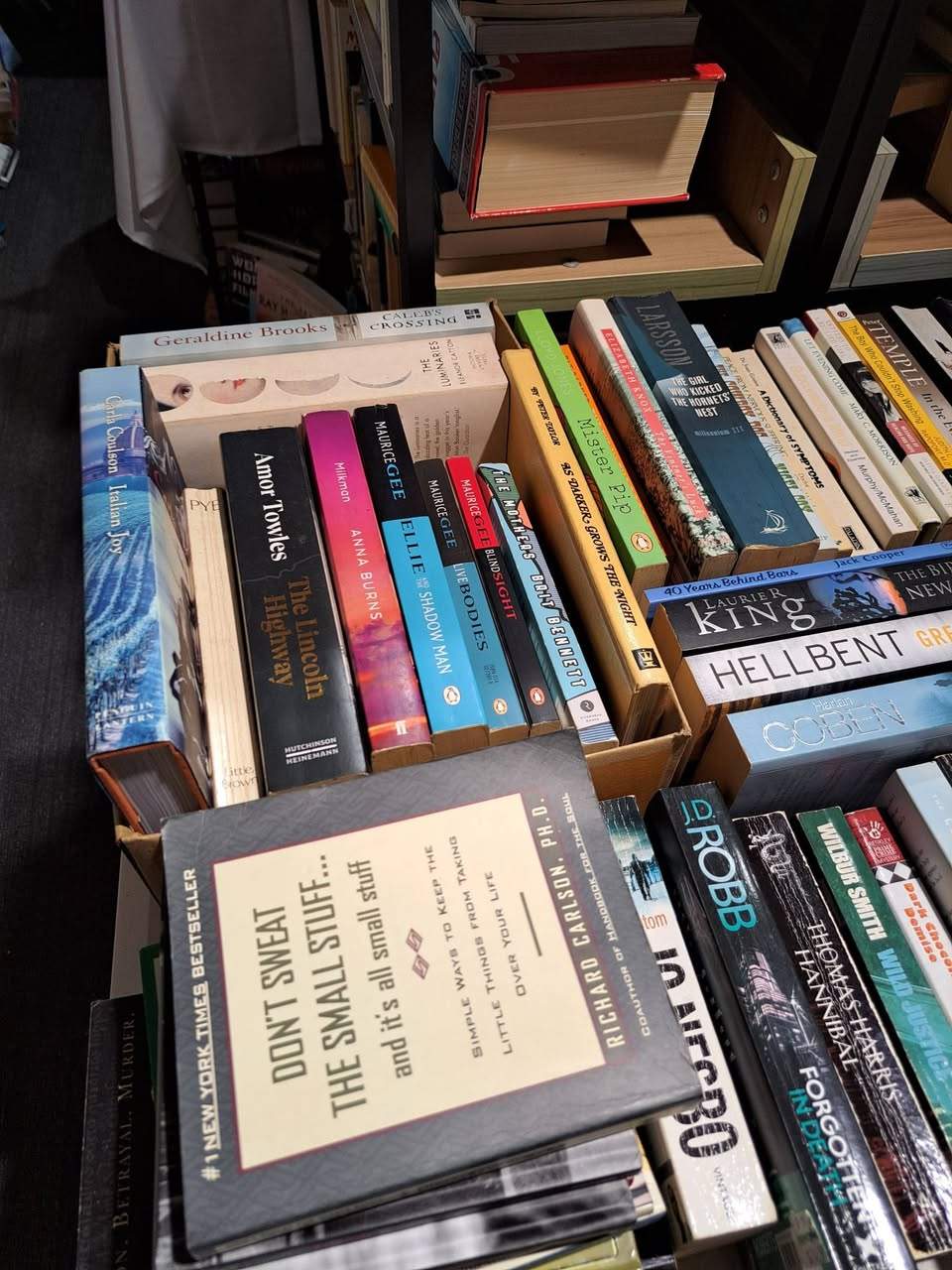 Sneaky peek at the flash sale, starting tomorrow!
Books on the sales tables are $4 each or three for $10, come in quick, this sale can only last a week

#secondhandbooks #secondhandbookshop #parnellbusiness