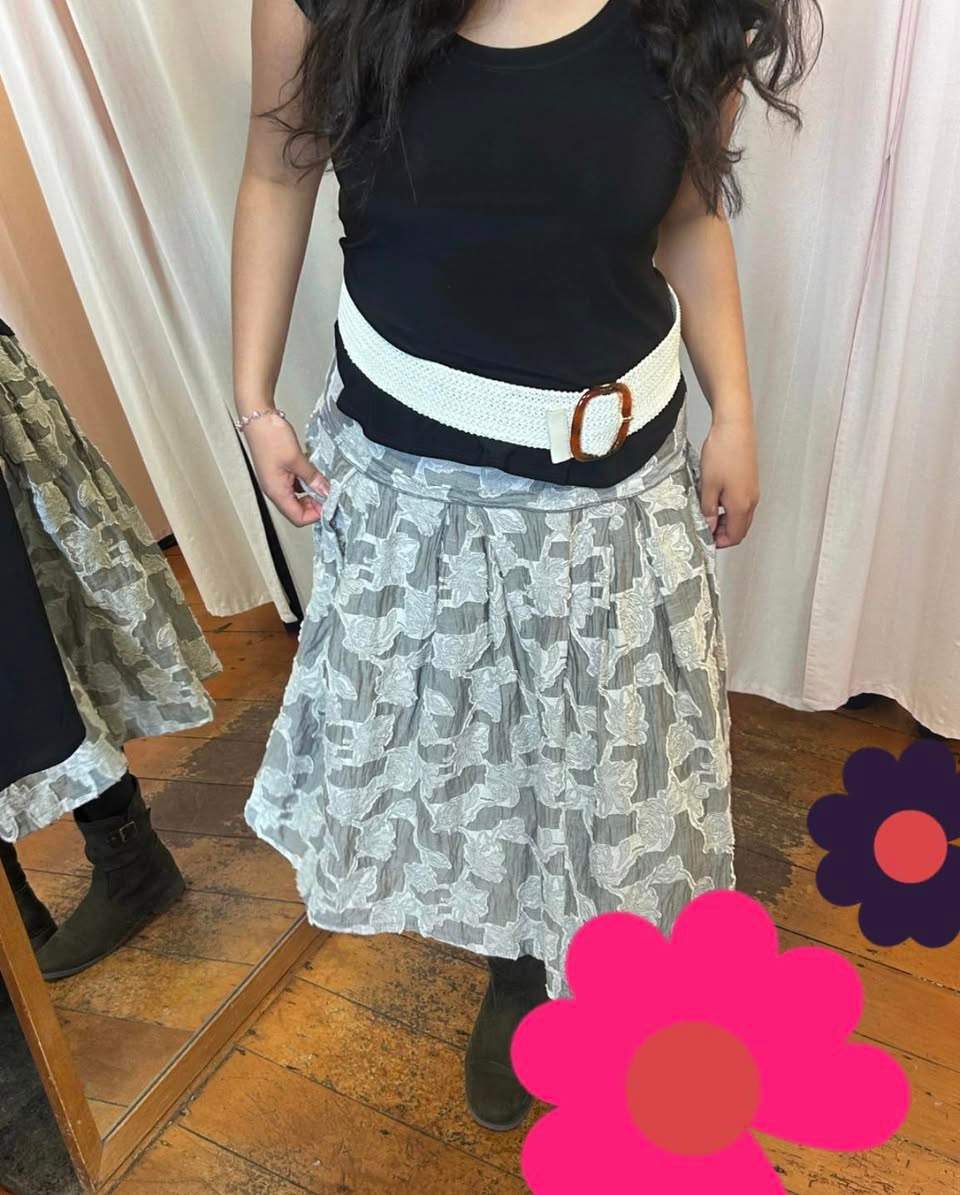 Does your spring wardrobe need a little refresh?
We’ve got you covered at Everlasting! From colourful spring staples to fun statement pieces, there’s something for every kind of wardrobe refresh
Come visit us in store Tuesday–Saturday, 10am–5pm, or join us for our exclusive after-hours event next Wednesday from 5–7pm
We’d love to see you there!