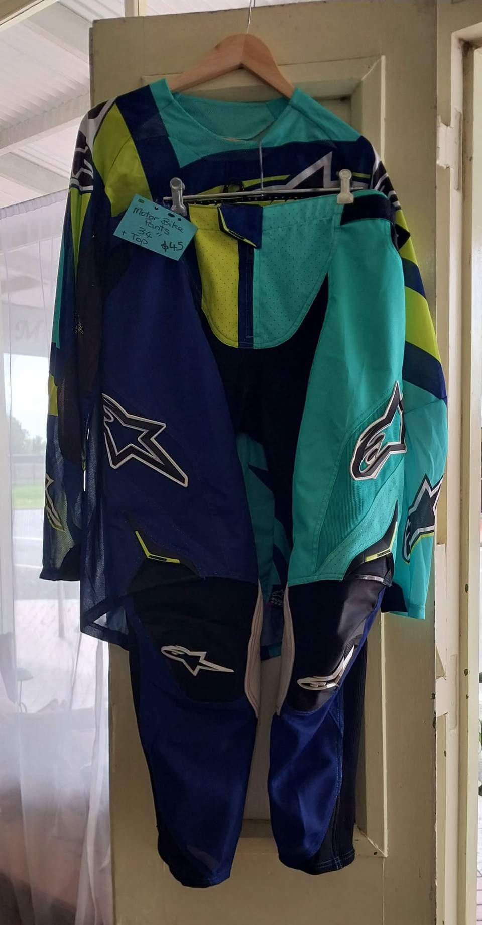 Moto X pants & Top
Size 34" waist.
Good condition $45
Available at Shalfoon & Francis Museum Opportunity Shop, Opotiki. 129 Church street. Open 9.30am - 1pm Mon - Sat
