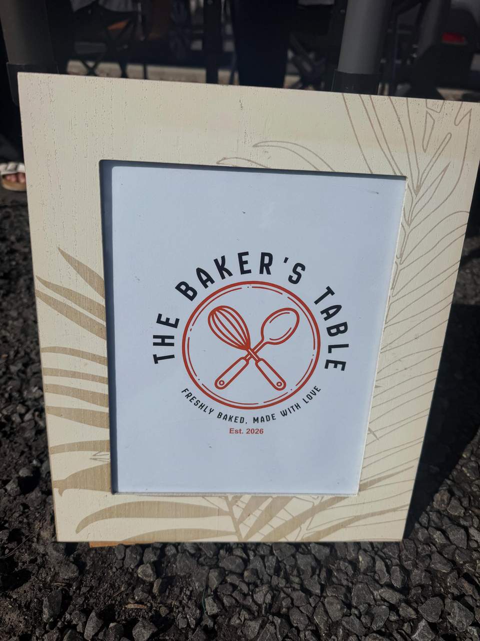 We’re having such a wonderful day so far! still going until 1pm, so there’s still time to come on down and join us! 🛍️🙌