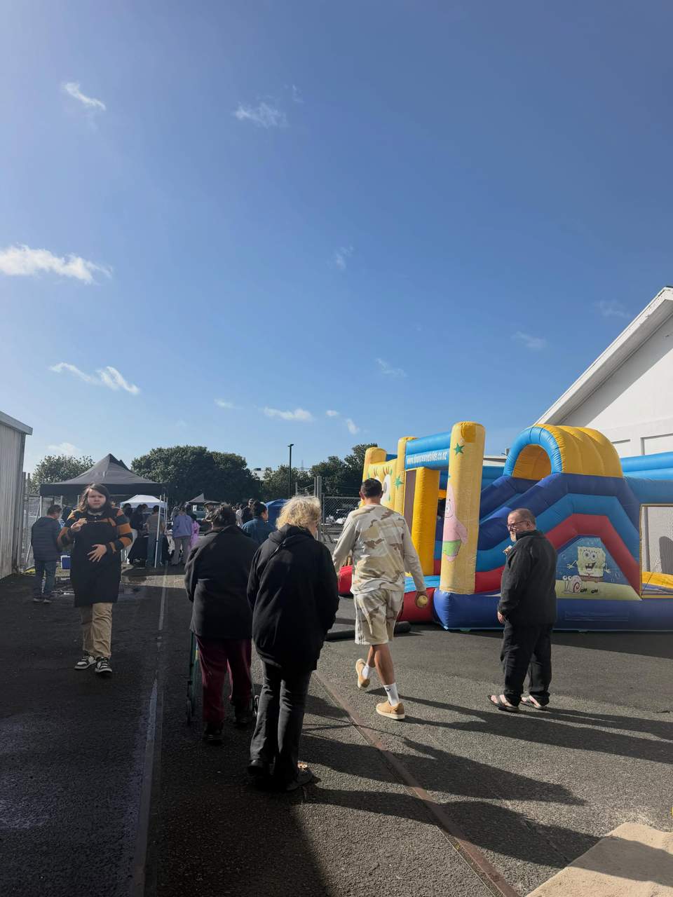 We’re having such a wonderful day so far! still going until 1pm, so there’s still time to come on down and join us! 🛍️🙌
