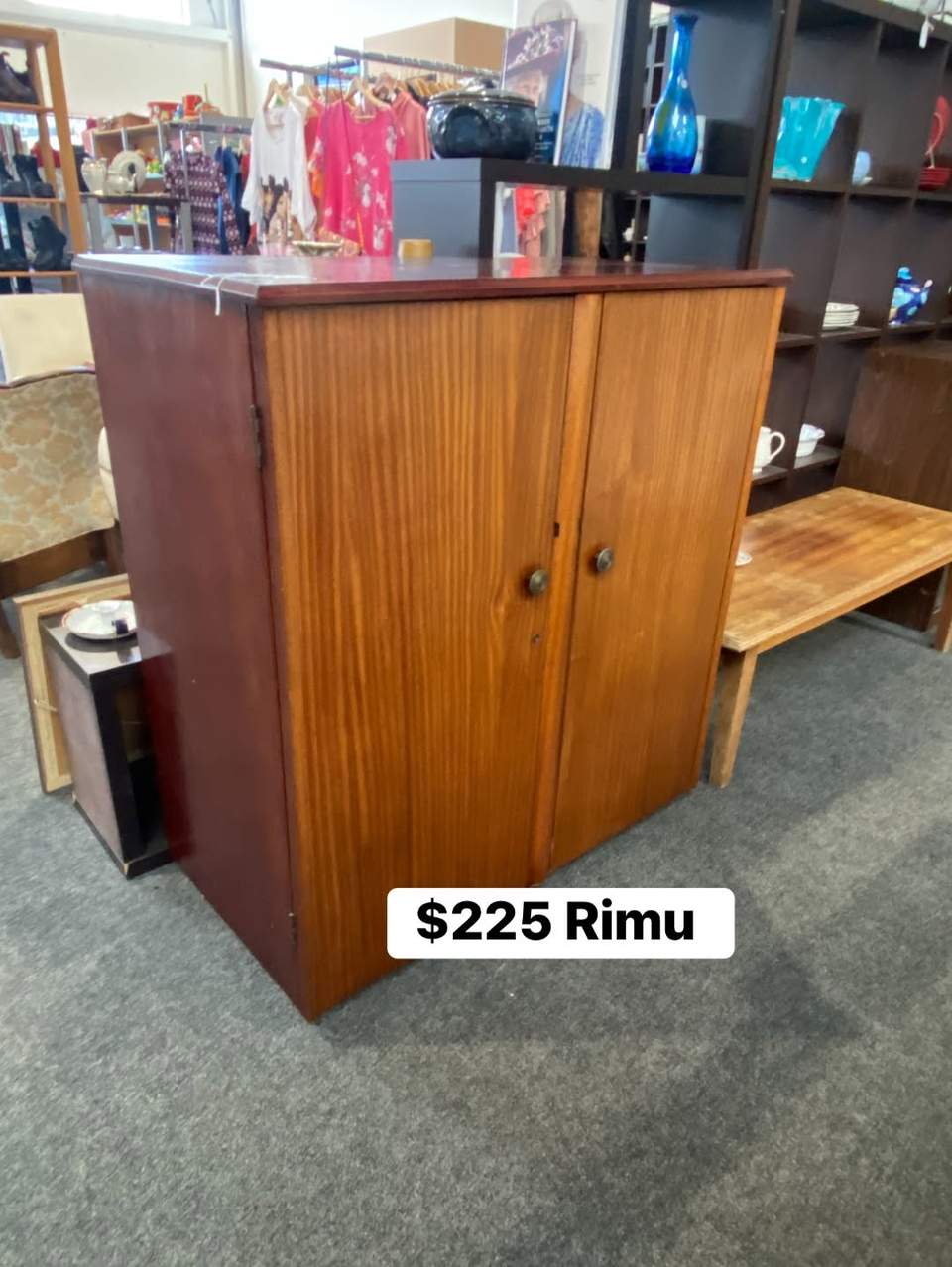 ☀️Happy Thursday☀️ Beautiful pieces fresh on the shop floor today! 🛍️Come have a browse! 🛍️ 321 Fraser street, Tauranga Open - Tuesday- Saturday 8:30-4 Closed - Sunday & Monday 📦🚛 We need your donations! Call us on 07 5710775 or email us at admin@bridgeoutreach.org.nz and get booked in for a FREE donation pick up!