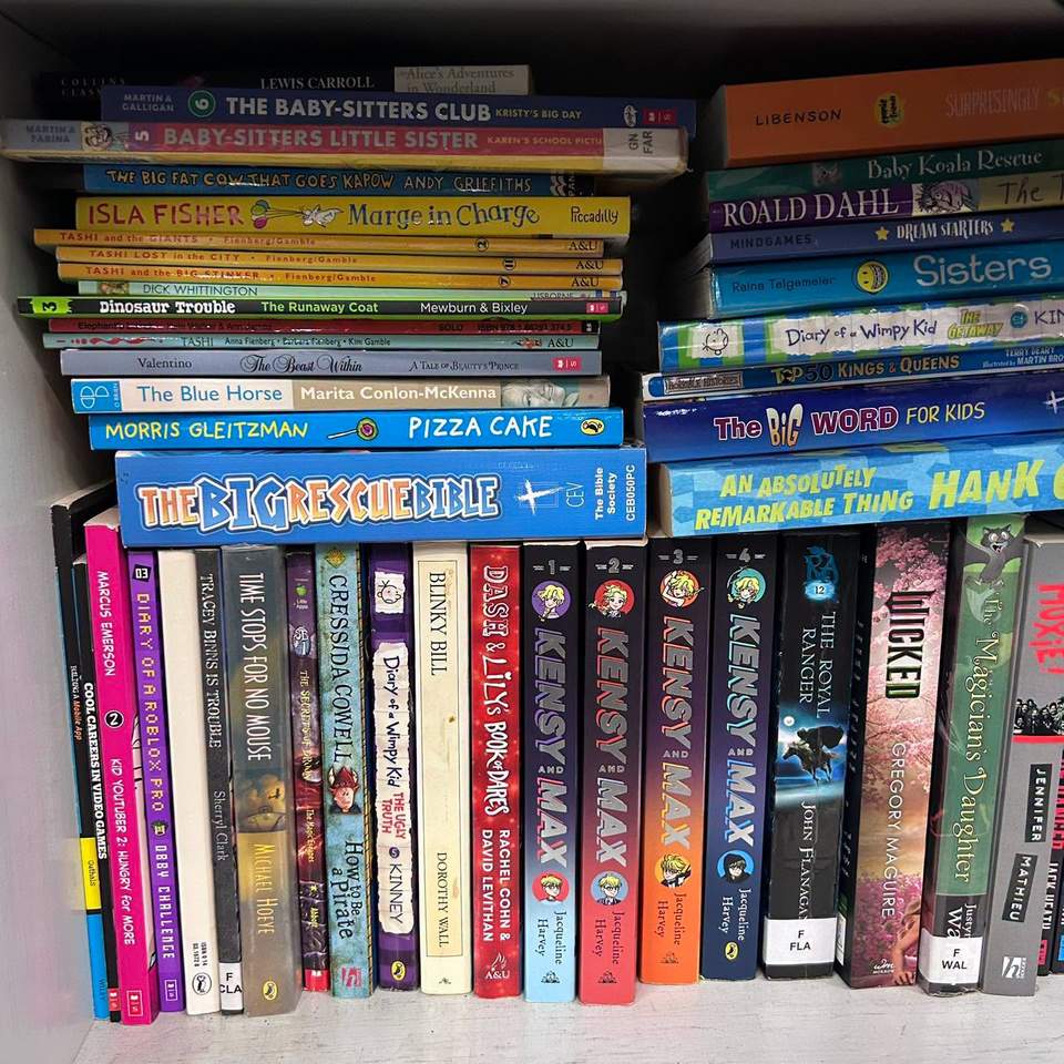 Our kids books are mostly just 50c and older kids/teens books are $1  - $2. We have plenty of both in our little shop this week.
#prelovedkidsbooks #secondhandbooks #schoolholidayreading #cheapkidsbooks