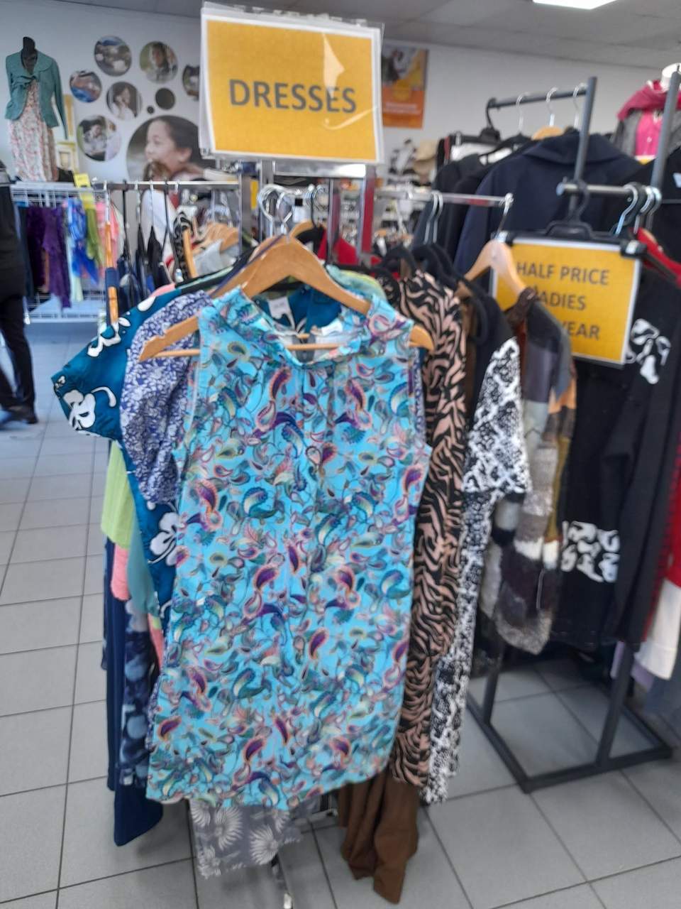 Hato Hone St John 375 Ferry Road Variety of items in store. Hours Monday to Friday 9.30 to 5pm Saturday 10 am to 4pm Love pre loved x #HatoHone #shopsecondhand #lovepreloved