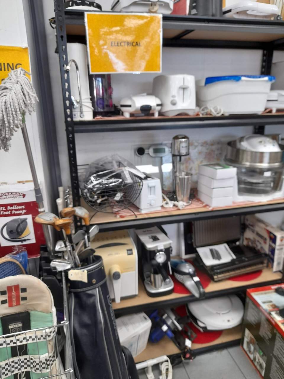 Hato Hone St John 375 Ferry Road Variety of items in store. Hours Monday to Friday 9.30 to 5pm Saturday 10 am to 4pm Love pre loved x #HatoHone #shopsecondhand #lovepreloved