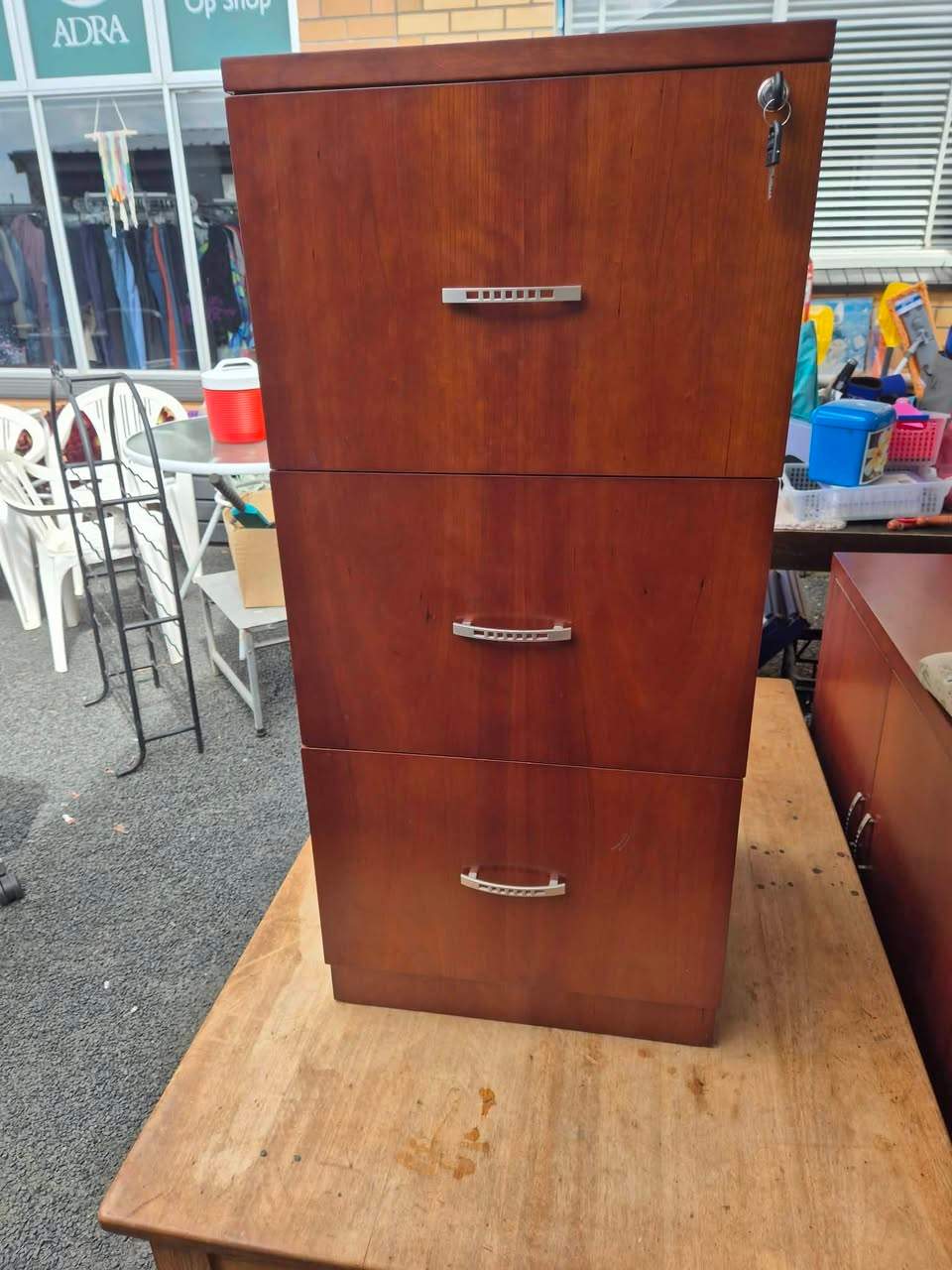 Hi everyone, today we were donated some great furniture which you will find in the shed so go see Brett and check it out.