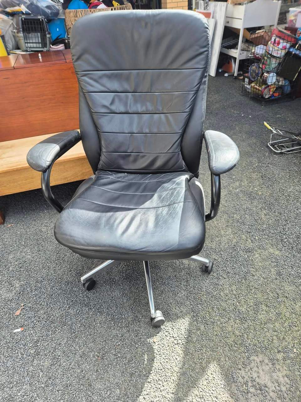 Hi everyone, today we were donated some great furniture which you will find in the shed so go see Brett and check it out.