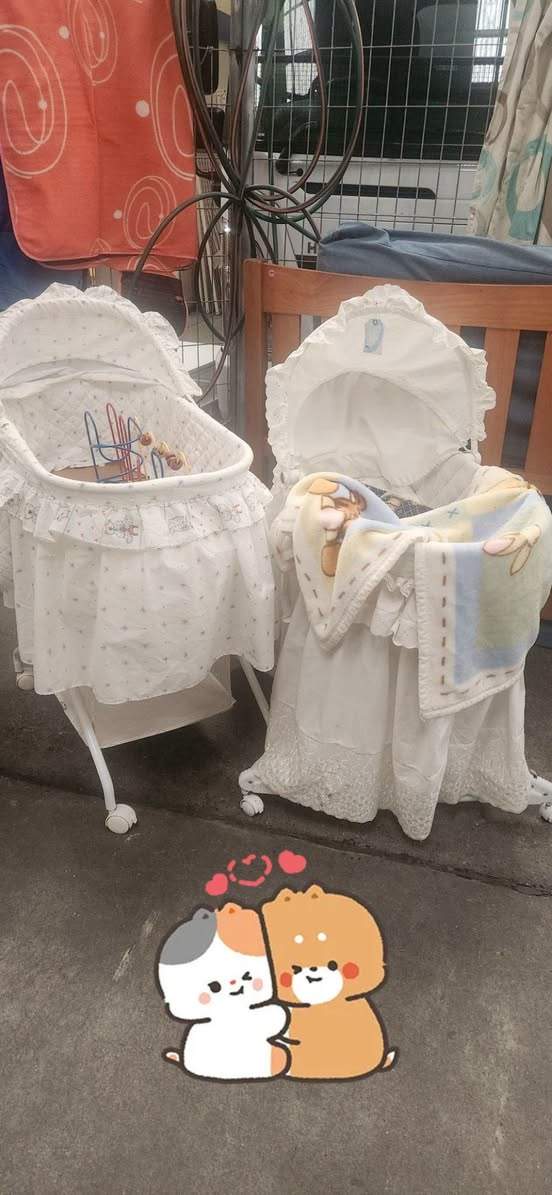 Just a glimpse of the baby stuff available in the Clearance Warehouse. All individually priced.
Along with toys, baby and children's clothes which are fill a bag for $5.00.
Open Saturday 9am.