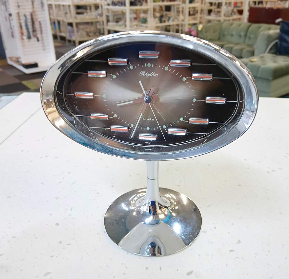 More retro clocks to add to a collection or a space at your place.
These will be out first thing in the morning