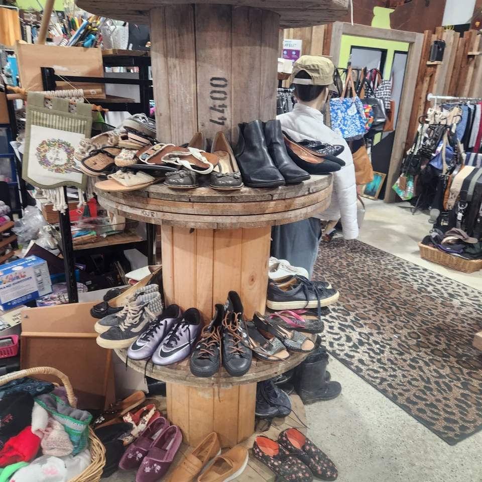 Spring cleaning is well and truly underway, the shop is starting to get pretty full!
This week, from 23 - 26 September, we're offering half price on all:
 Bags (handbags, backpacks and tramping packs)
Shoes (kids and adults, any season)
  Blankets
Open Wednesdays - Saturdays, 9am - 3pm.  See you soon!