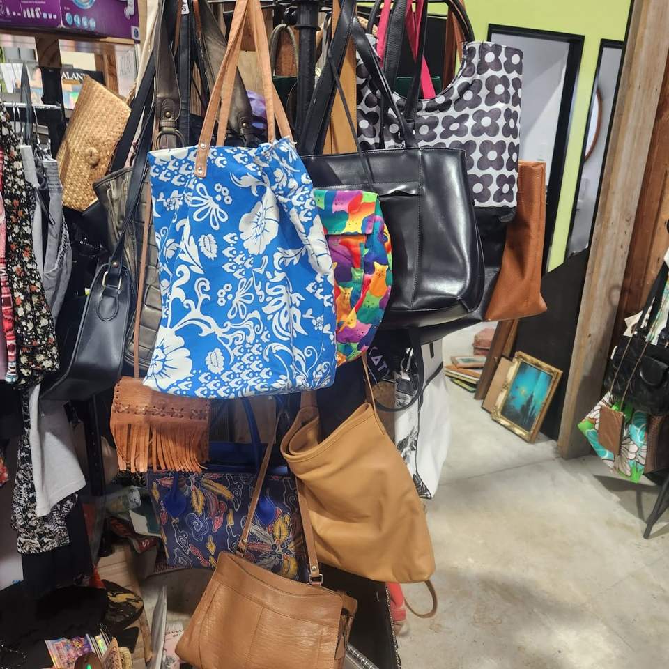 Spring cleaning is well and truly underway, the shop is starting to get pretty full!
This week, from 23 - 26 September, we're offering half price on all:
 Bags (handbags, backpacks and tramping packs)
Shoes (kids and adults, any season)
  Blankets
Open Wednesdays - Saturdays, 9am - 3pm.  See you soon!