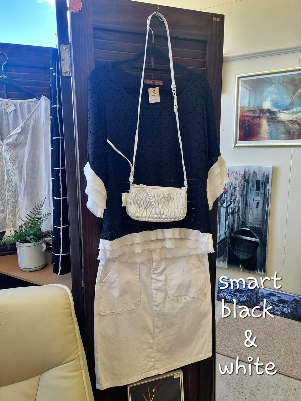 How good is this weather? We have lots of beautiful Spring clothing on our racks. Our fabulous volunteers have been busy sorting and tidying the store, such stars