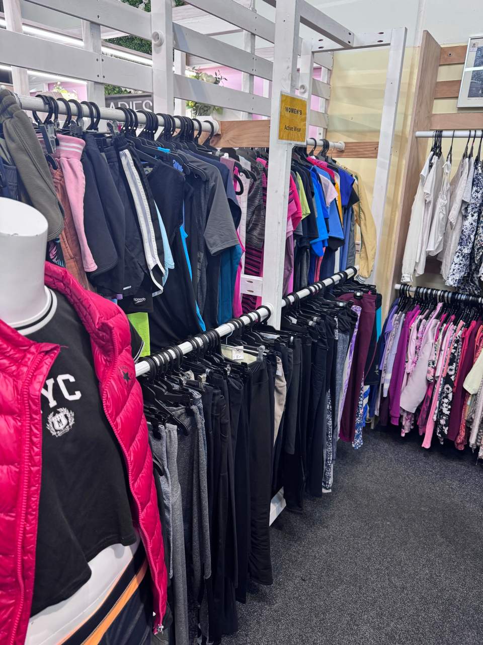 Probably the best in this cluster- huge selection of corners especially men’s wear, well laid out, lots for kids, collectables, sports gear, great prices.