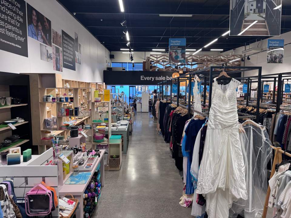 Much better location here and huge selection, especially lots of collectors items and designer furniture. Pricing seems reasonable on clothes