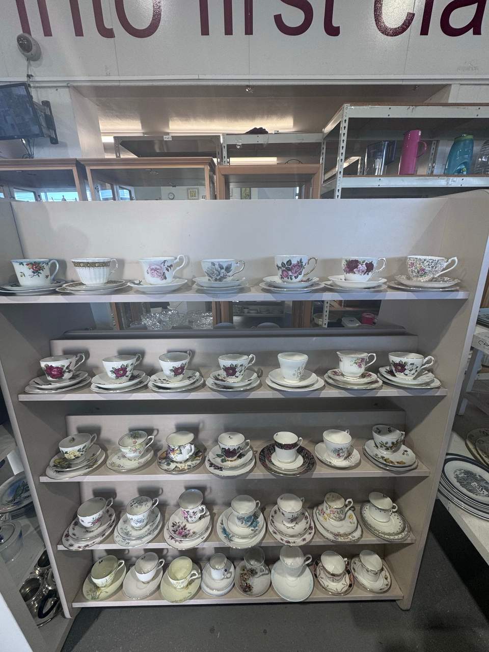 This store is massive, affordable and always well organised. The place to go for electrical, furniture, crockery & glassware, ladies clothes, sports gear, toys, cushions and linen for sure