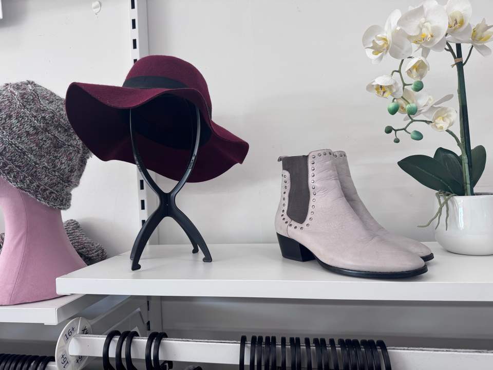 I always love this SPCA shop- today there’s an abundance of coats, beanies and cool vases that I am sure someone will love to find!