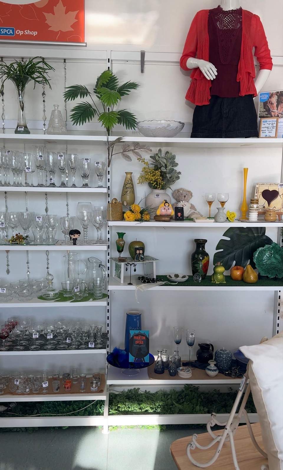 I always love this SPCA shop- today there’s an abundance of coats, beanies and cool vases that I am sure someone will love to find!