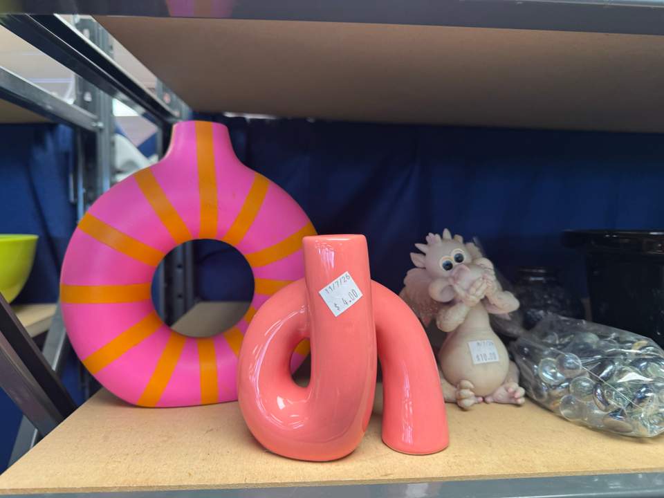 Prices here are really approachable and there’s good turnover and gems to be found, it’s my fave in Papakura. Treasures I didn’t buy yesterday….