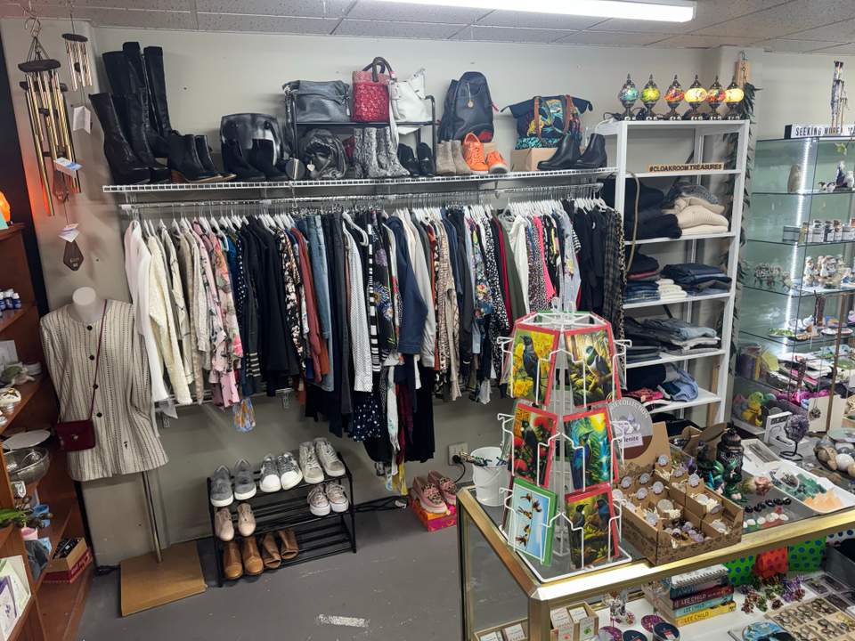 Hybrid designer resale and gift store tucked inside ‘What’s In Stock’ at bottom of town. Prices in $30-50 range. Well curated ladies stuff and I loved the gift section for something different