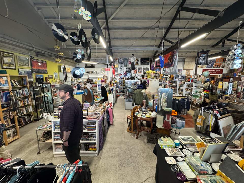 Buried down a laneway is this eclectic mix of blasts from the pasts; where RL Stine books, pop Sci Fi from the 60s and retro toys are waiting to be found. Loved looking in here 😍