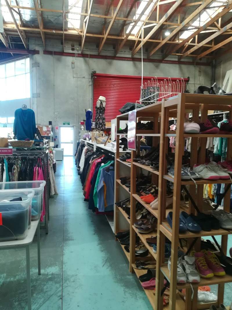 Check out Harbour Hospice Shop – Whangaparoa in Whangaparaoa