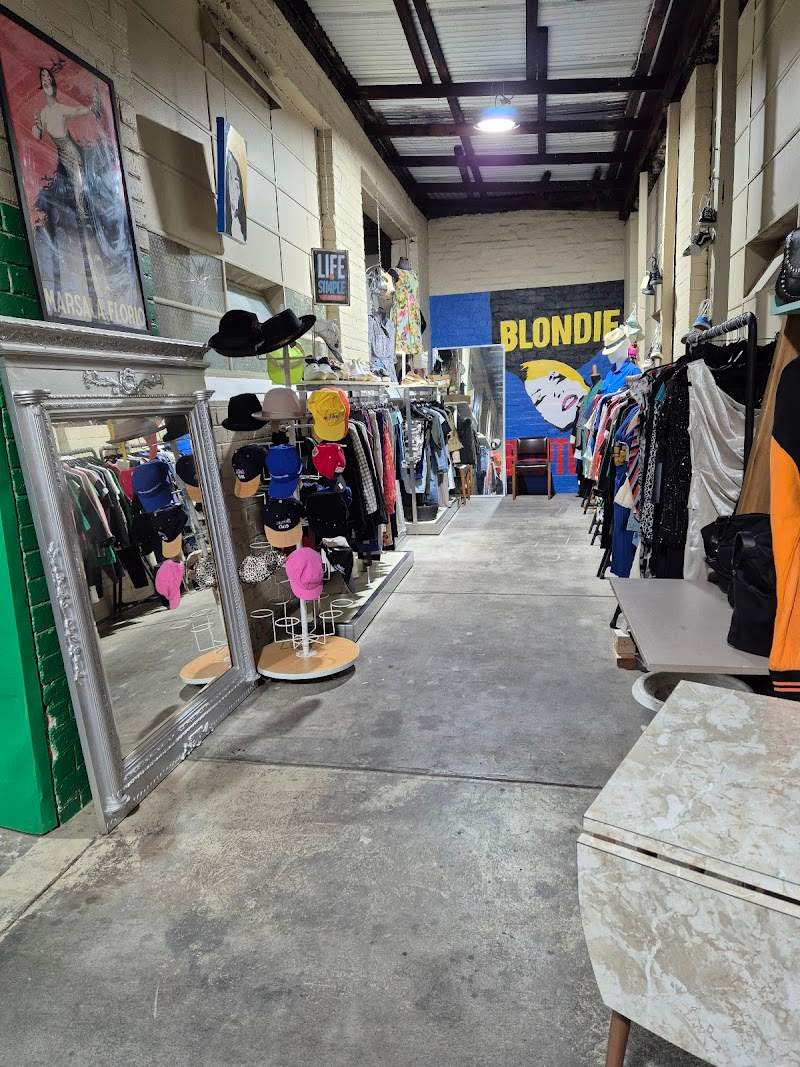 Check out Geppeto Share Repair Vintage Essendon in Essendon