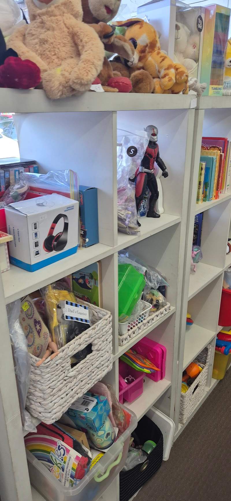 Check out NewLife Thrift Shop Oxley in Oxley