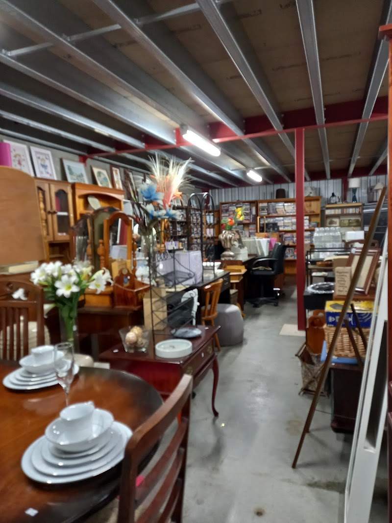 Check out Lifeline Shop Grovedale in Belmont