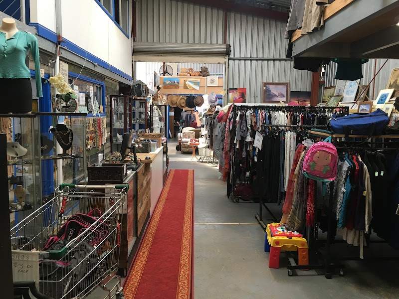 Check out Lifeline Shop Grovedale in Belmont