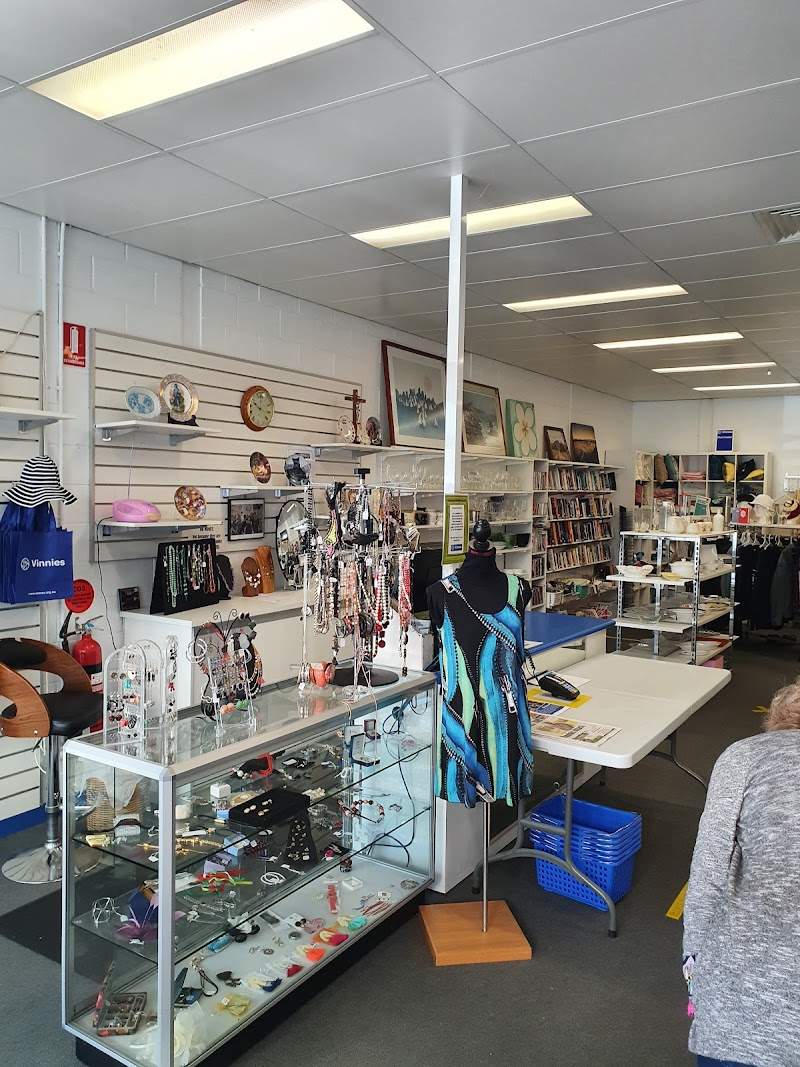 Check out Vinnies Tea Gardens in TEA GARDENS