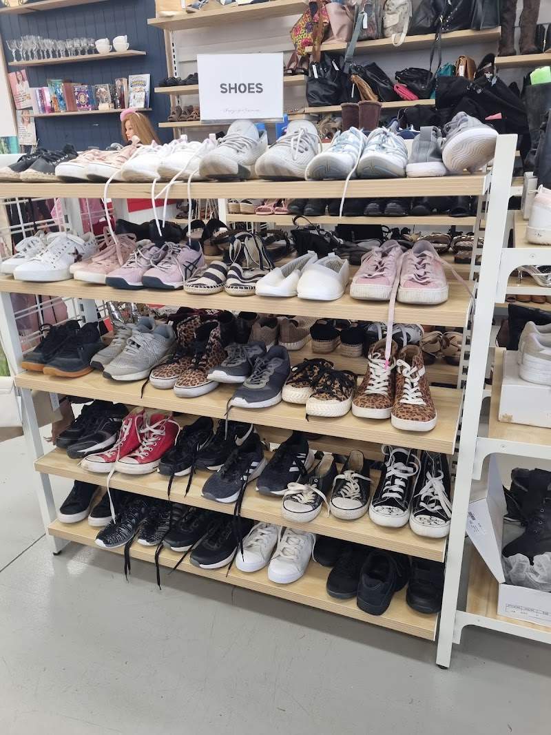 Check out Salvos Stores Derrimut in DERRIMUT