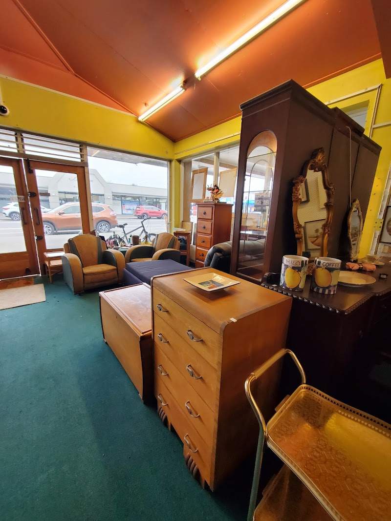 Check out Allenton Dealers in Allenton