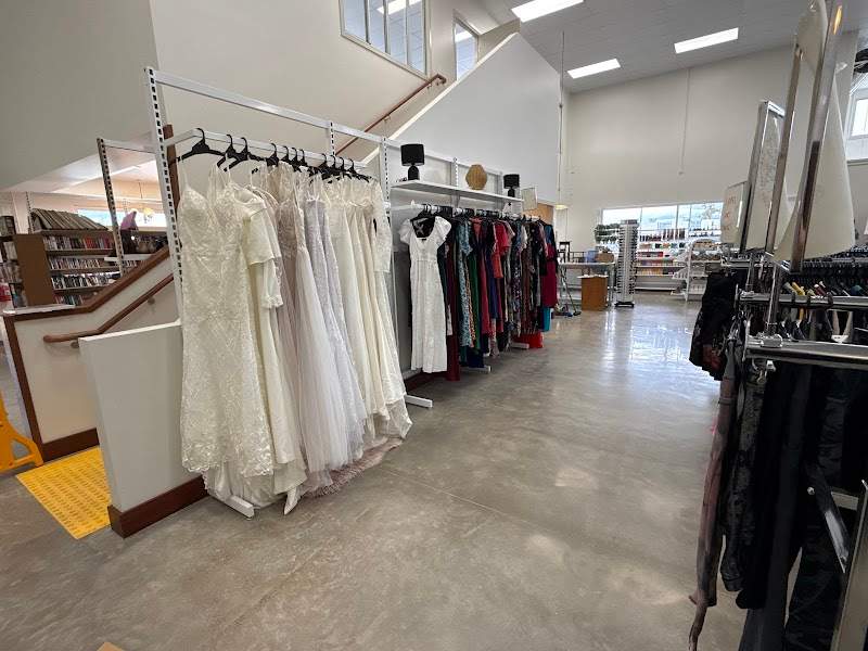 Check out Lifeline Shop Gympie in Gympie