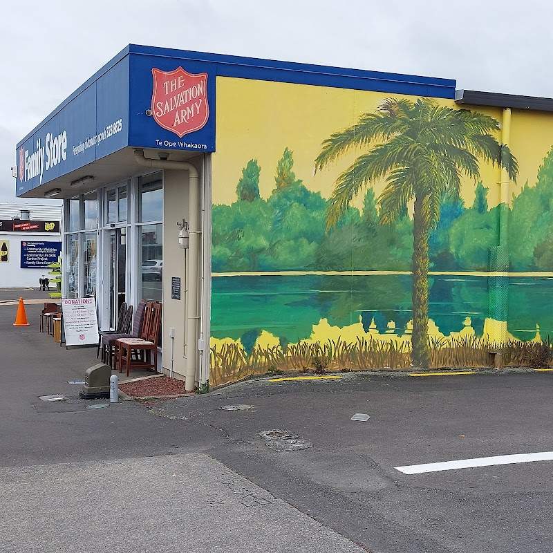Check out Feilding Family Store in Feilding